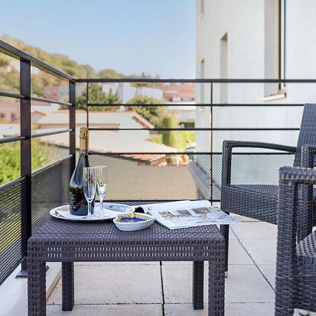 Best Western Hotel Des Barolles - Lyon Sud Brignais Exterior photo