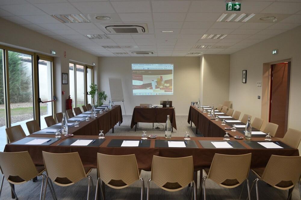 Best Western Hotel Des Barolles - Lyon Sud Brignais Exterior photo